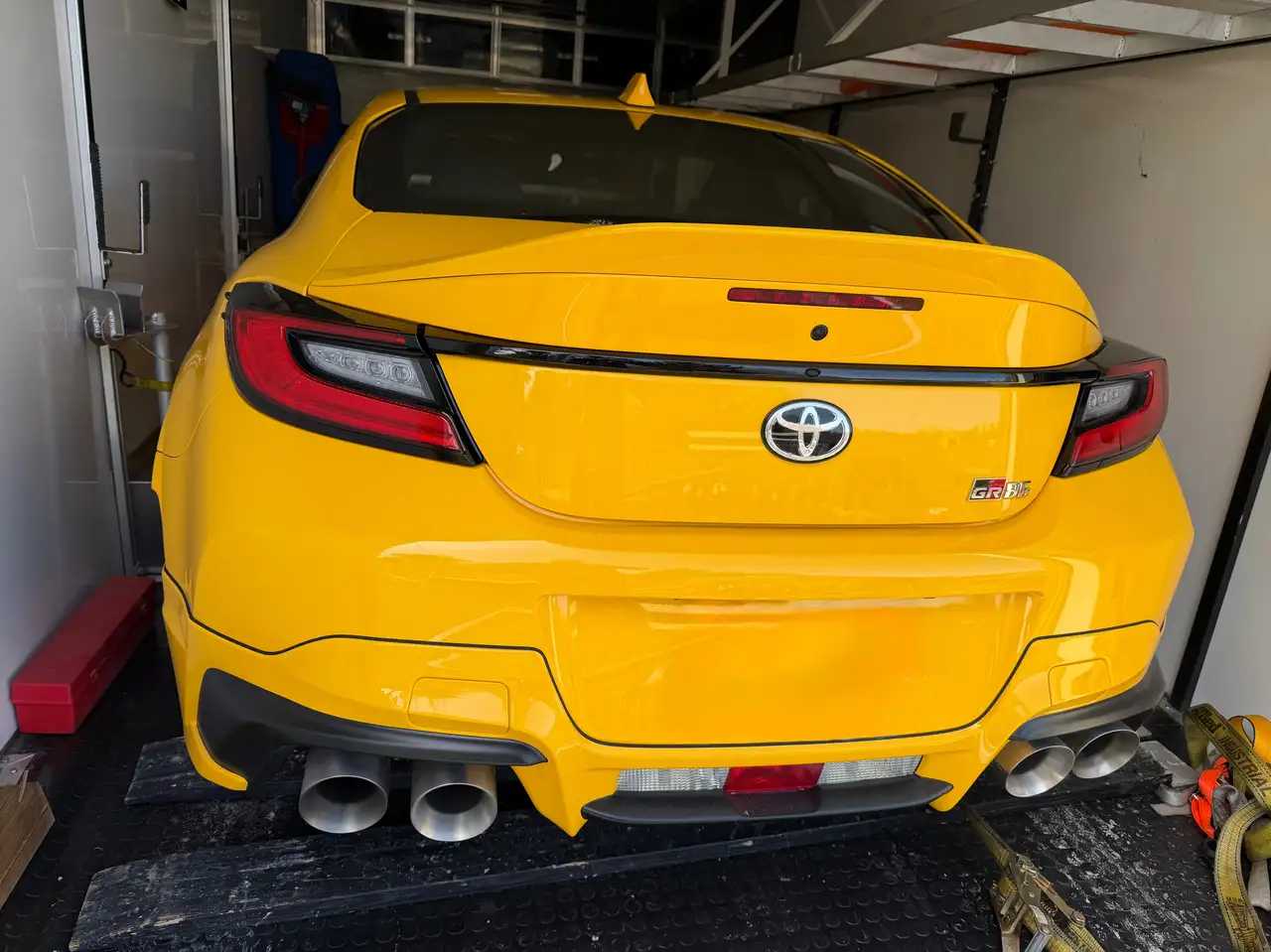 Toyota GR86 снимка Toyota GR86