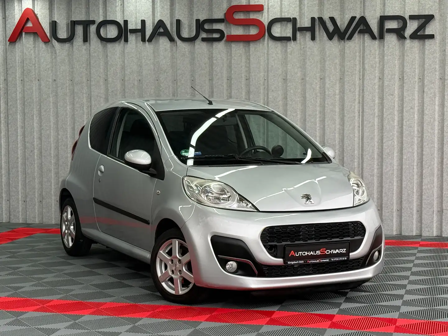 Peugeot 107 Active Automatik Klima Alu Grau - 1