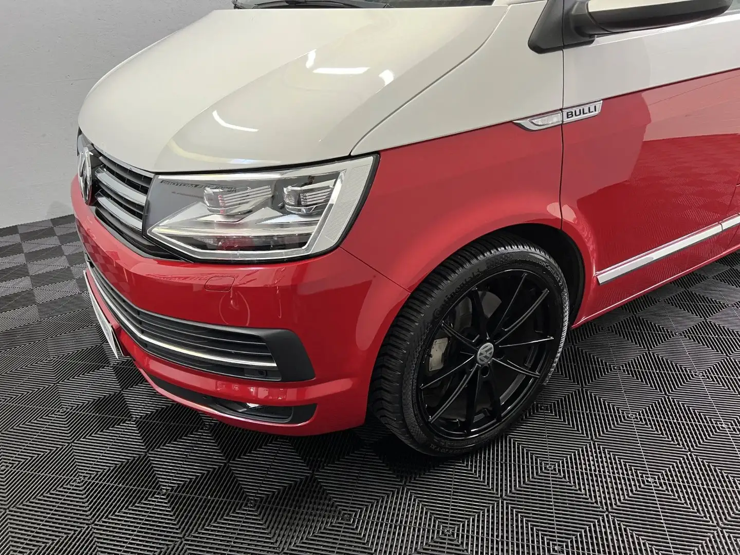 Volkswagen T6 Multivan Generation Six 4MOTION *VOLL *20" Rot - 2
