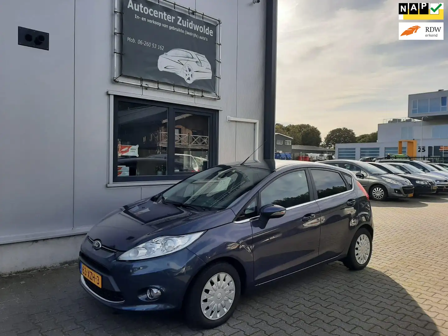 Ford Fiesta 1.6 TDCi ECOnetic Lease Titanium clima cruise Grijs - 1
