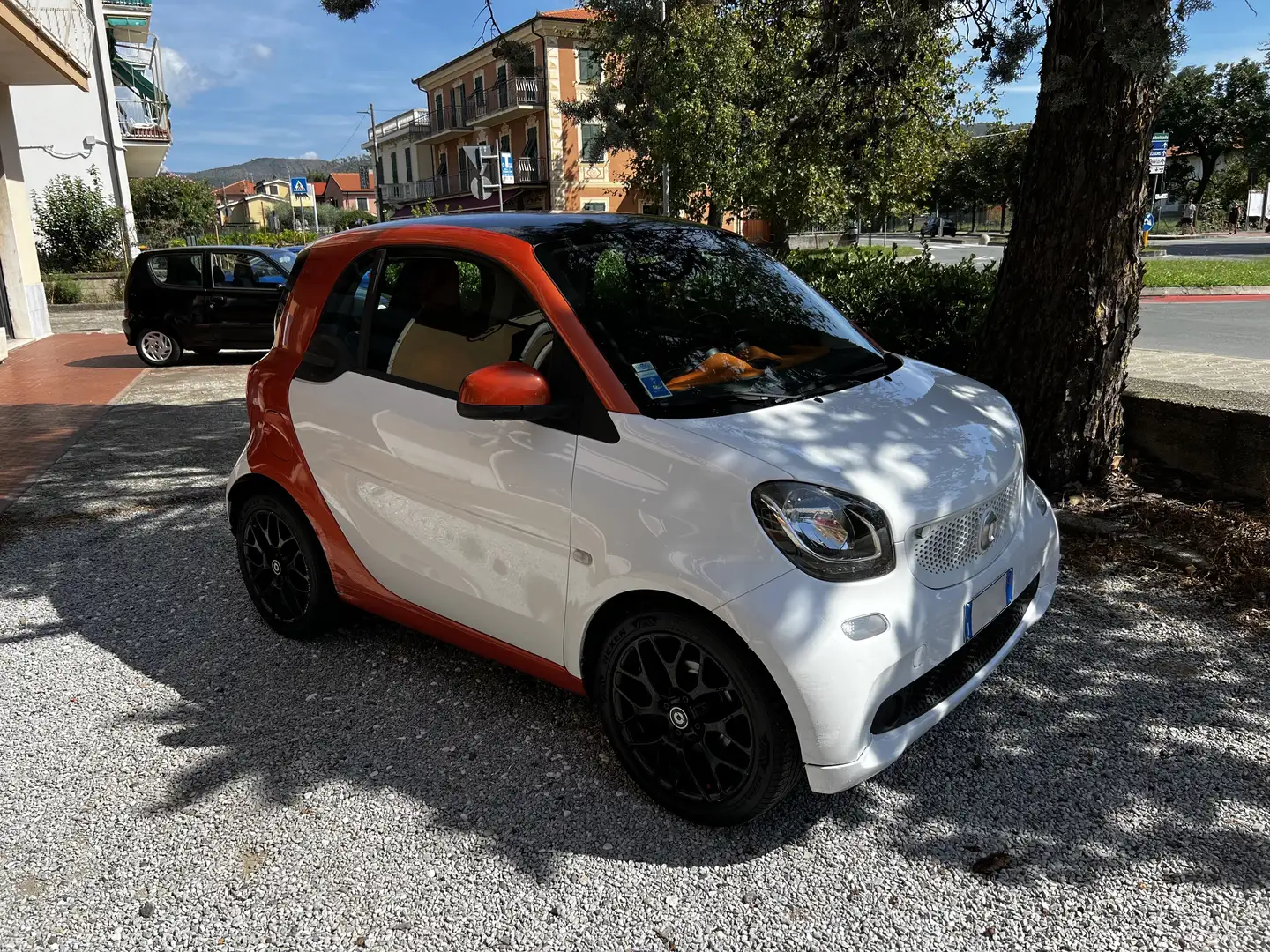 smart forTwo Fortwo III 2015 1.0 Urban (sport edition1) 71cv Blanc - 2