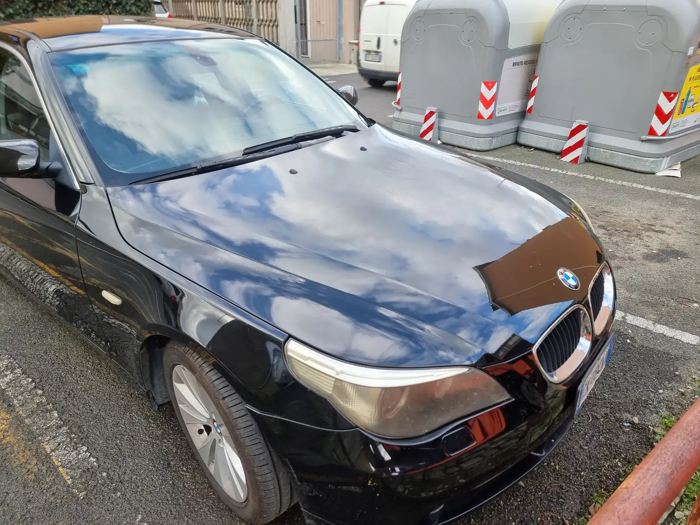 BMW 520 e 60 Noir - 2