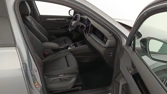 Volkswagen Tayron view 9
