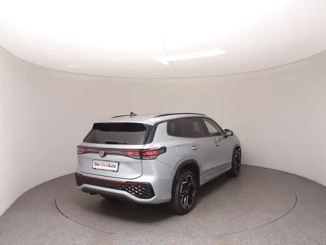 Volkswagen Tayron view 4