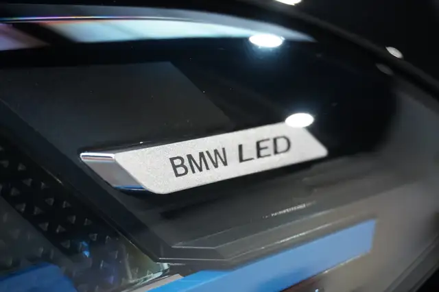 BMW X5 view 14