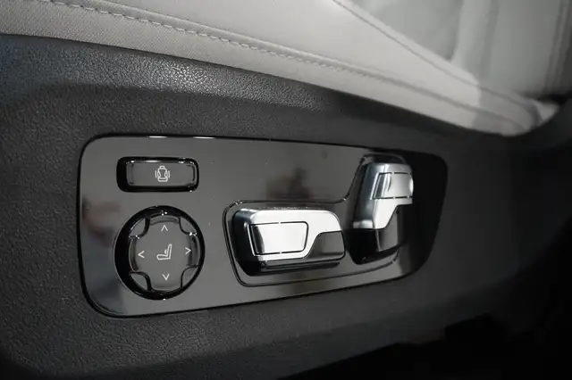 BMW X5 view 28