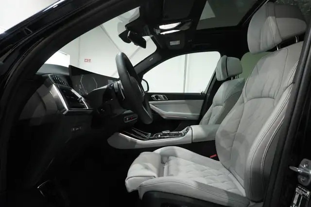 BMW X5 view 23