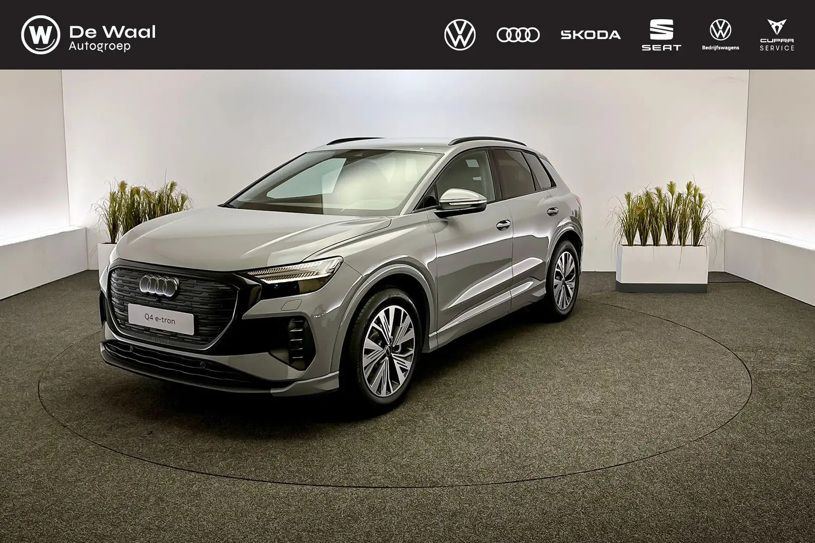 Audi Q4 e-tron 45 Advanced edition 82KWh Grijs - 1