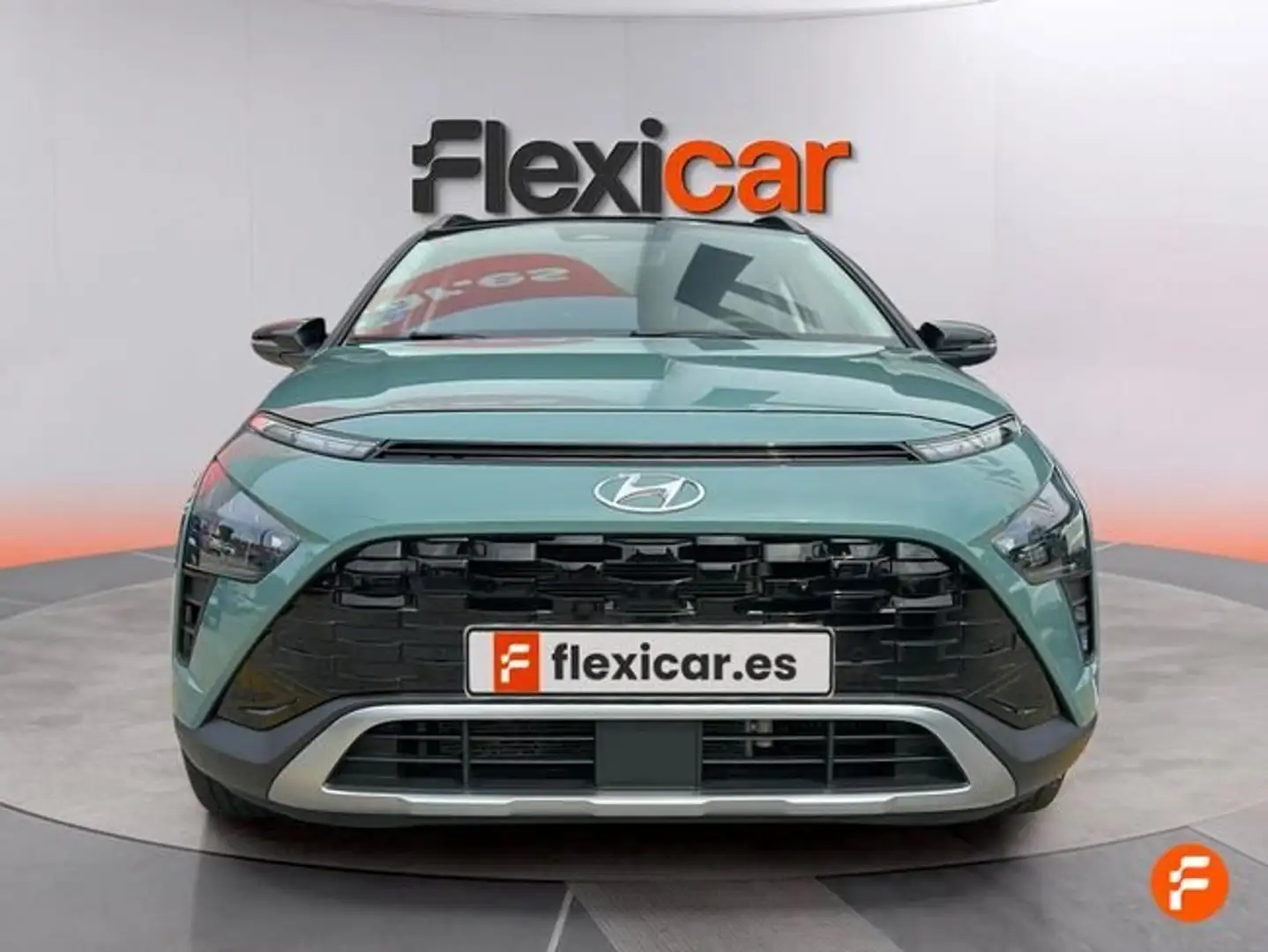 Hyundai BAYON 1.0 TGDI 74kW (100CV) 48V Tecno DCT Verde - 2