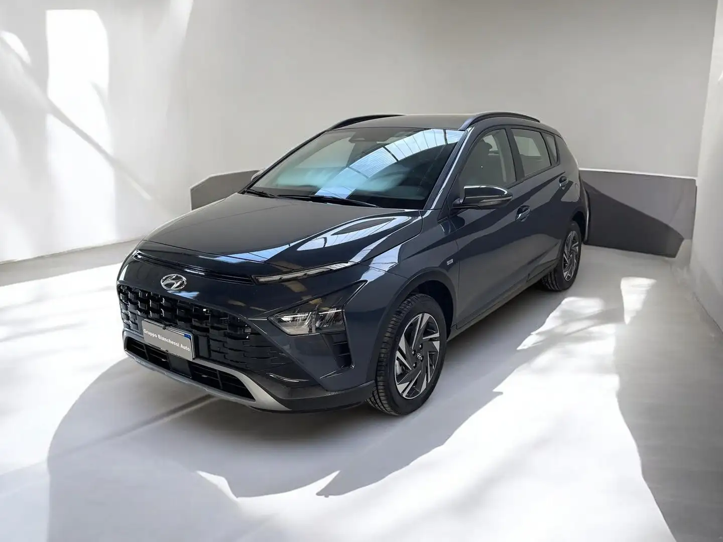 Hyundai BAYON 1.0 T-GDI Hybrid 48V iMT XLine Grigio - 1