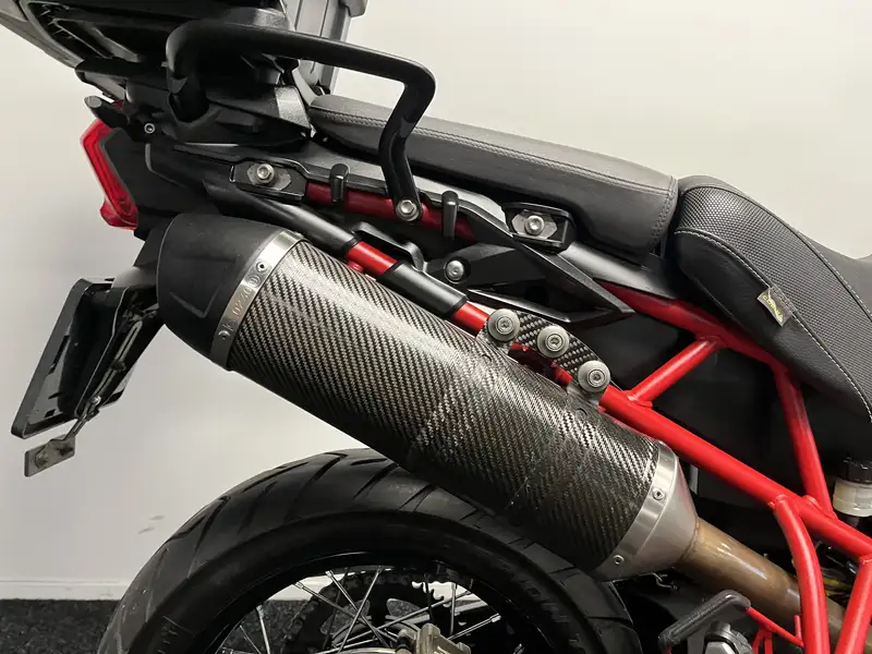 Triumph Tiger 800 - foto 3