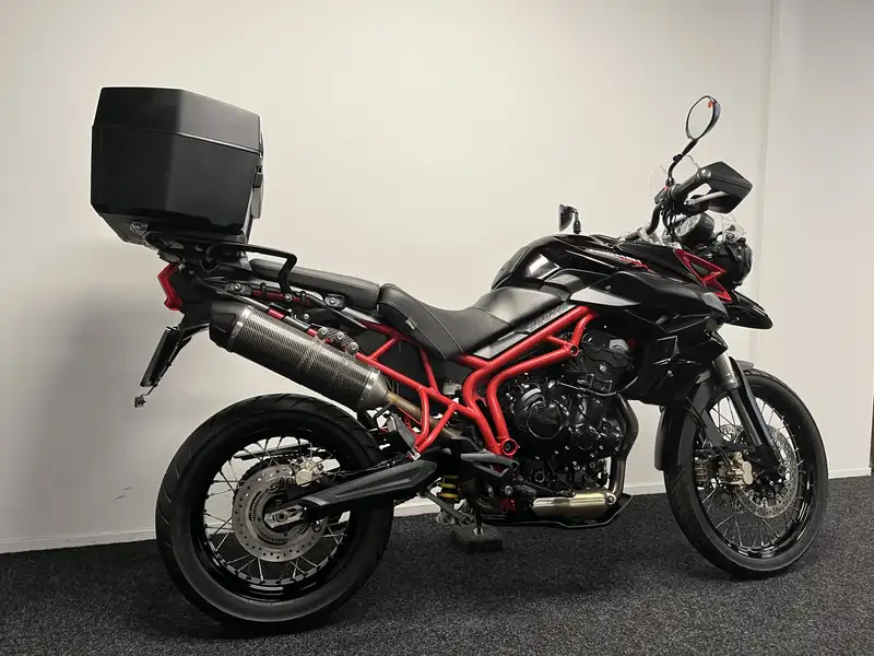 Triumph Tiger 800 - foto 6