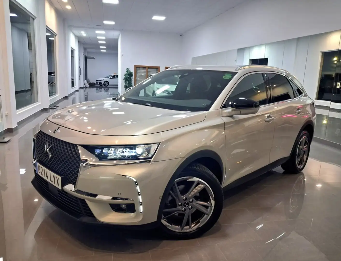 DS Automobiles DS 7 Crossback 1.5BlueHDi Bastille + Aut. Beige - 1