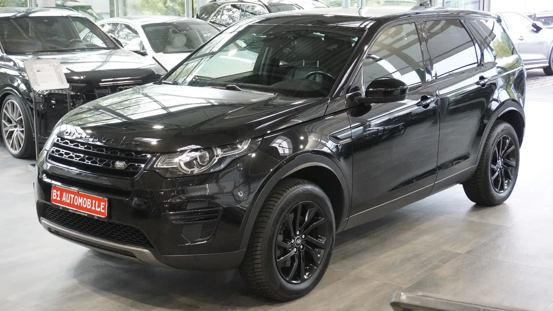 Land Rover Discovery Sport SE AWD*AHK*PANO*DAB*MERIDIAN*KAM Schwarz - 1