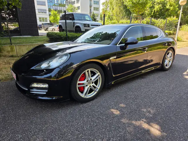 Porsche Panamera 4 S BOSE Sitz hzg/beluft. memory Chrono-Plus Navi Naturleder Bixenon