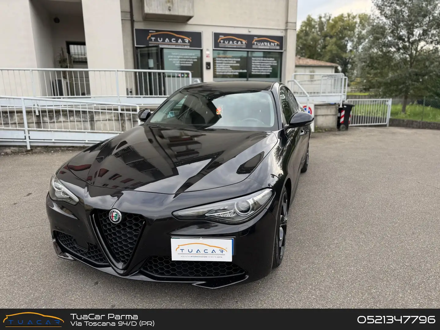 Alfa Romeo Giulia Business 2.2 JTD ECO Nero - 1