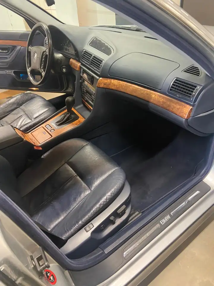 BMW 735 e38 735i, foto 5