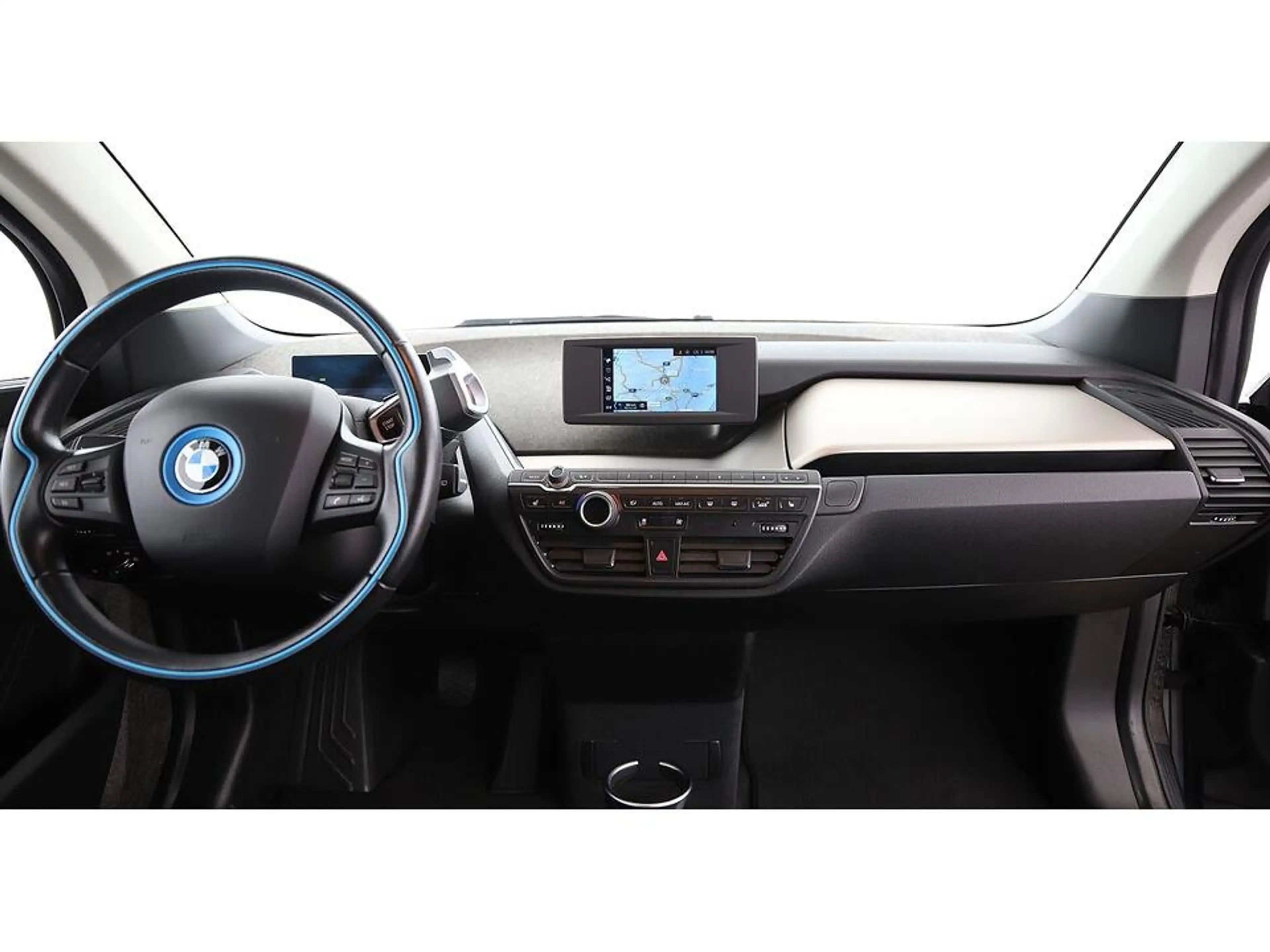 BMW i3 42kWh Aut LED WAERMEPUMPE NAVI R-CAM SITZHZG — photo 11