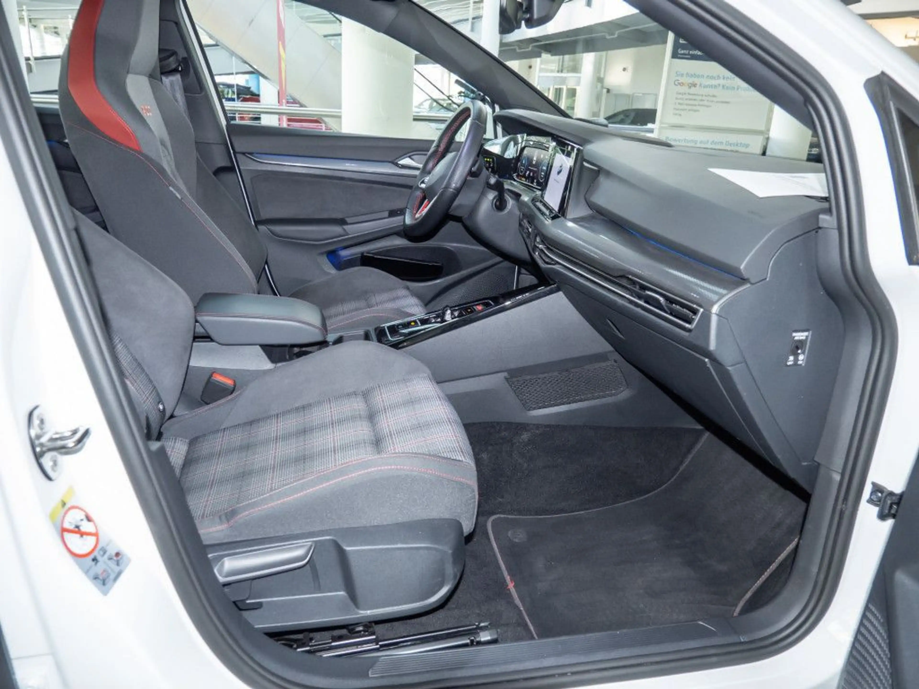 Volkswagen Golf GTI Golf VIII GTI 2.0 TSI Pano Navi-Pro Kamera ACC — photo 3