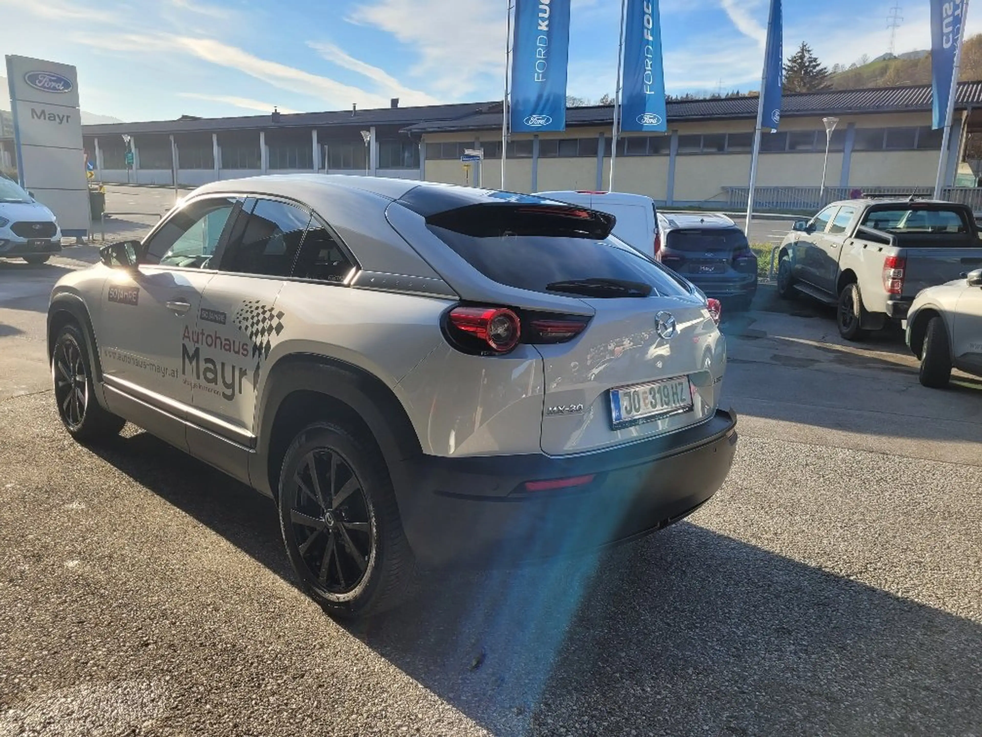 Mazda MX-30 35,5kWh GTE+ Premium Modern/Tech — photo 3