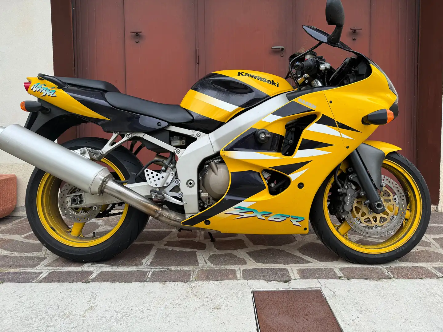 Kawasaki Ninja ZX-6R J 11A Giallo - 1