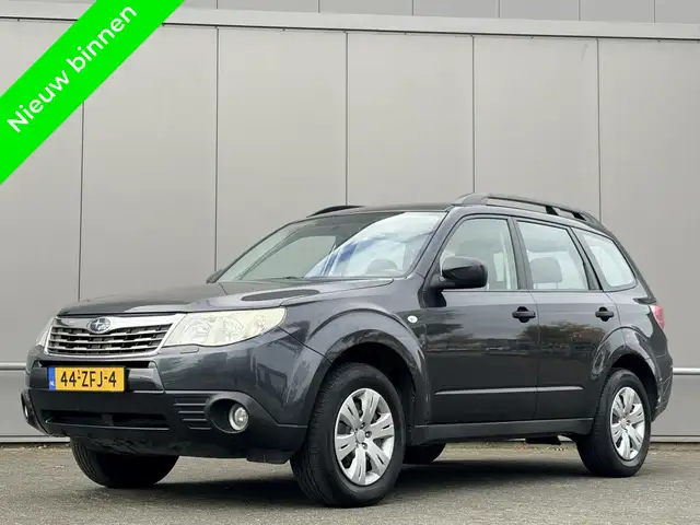 Subaru Forester 2.0 X - automaat - airco - navi - stoelverwarming