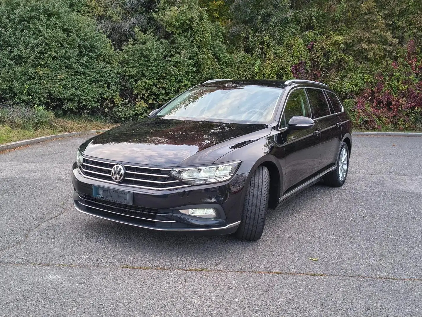 Volkswagen Passat Variant Passat Variant Elegance 2,0 SCR TDI DSG Elegance Schwarz - 1