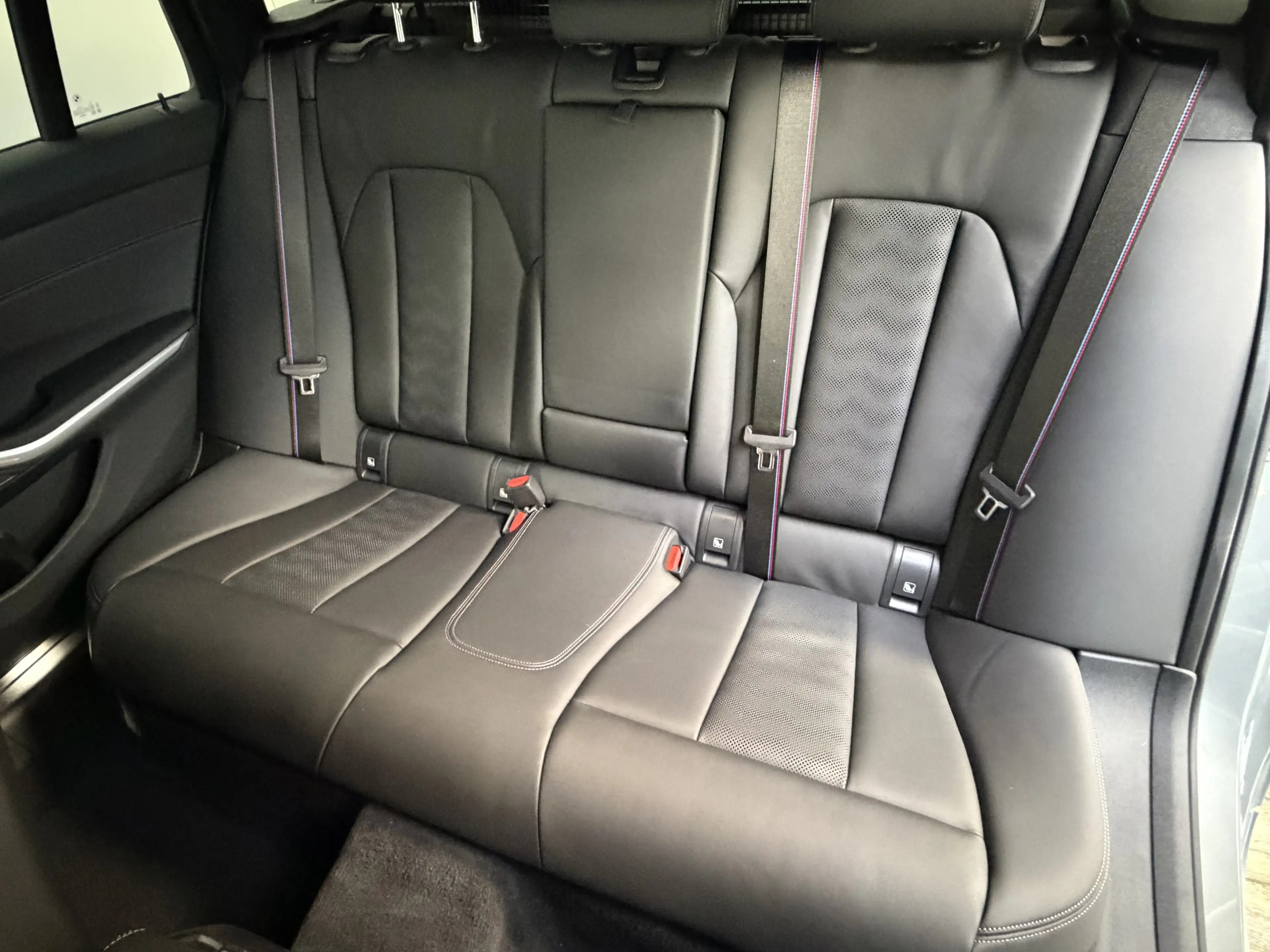 BMW M3 xDr. Competition Sitzlüftung Carbon ACC 360° — photo 17