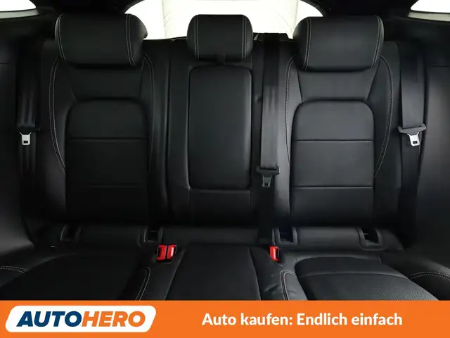 Jaguar E-Pace view 15
