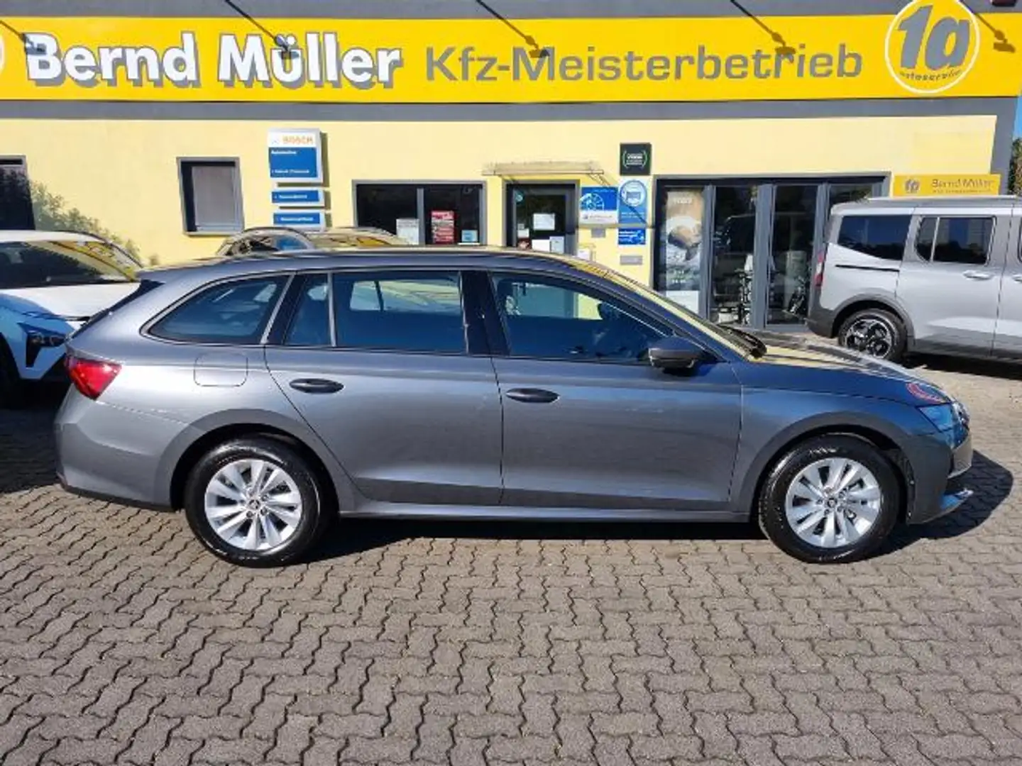 Skoda Octavia 1.5 TSI mHEV DSG SELECTION 5 J. Garantie Gris - 1