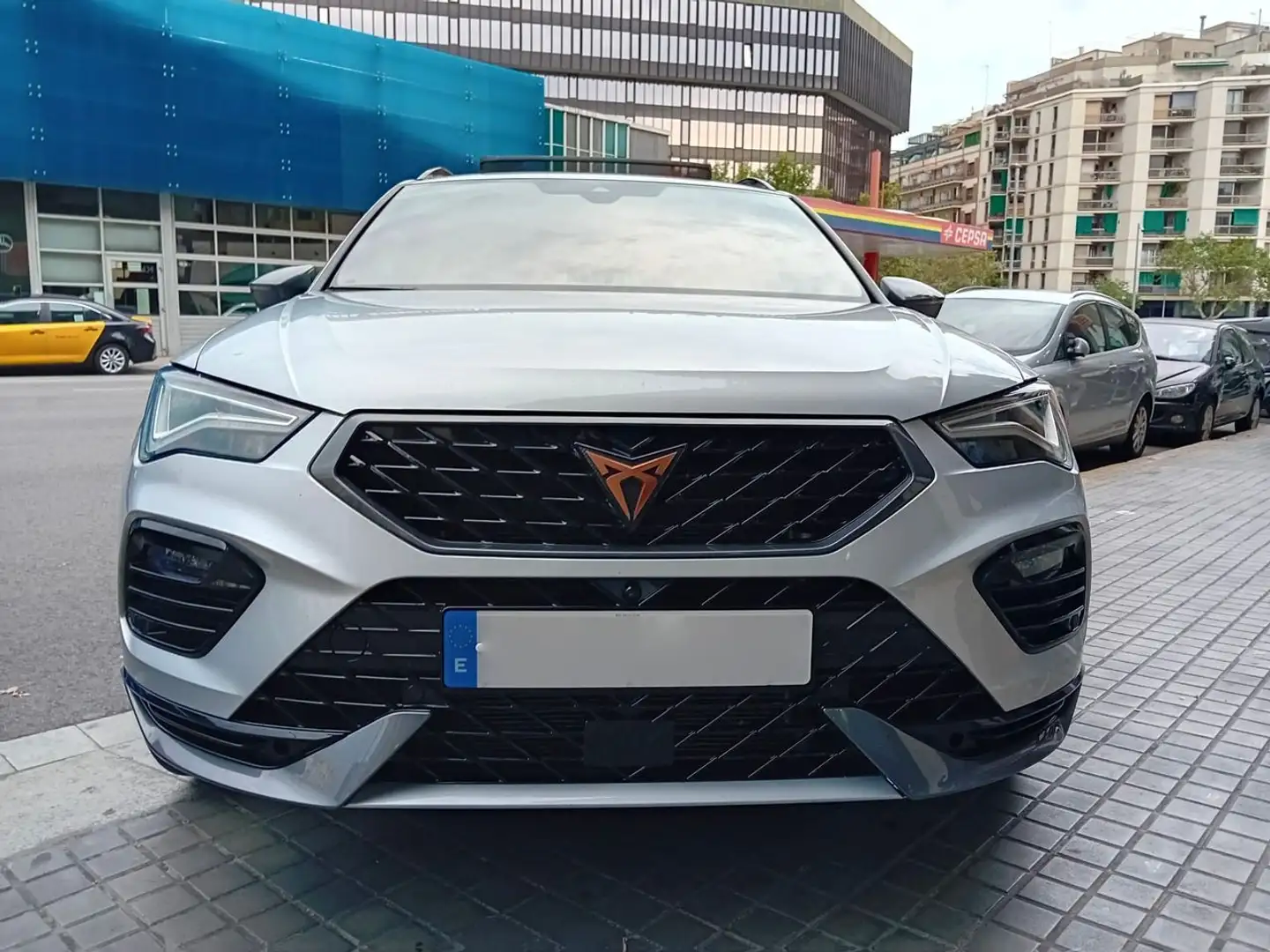 CUPRA Ateca 2.0 TSI DSG 4DRIVE Silber - 2