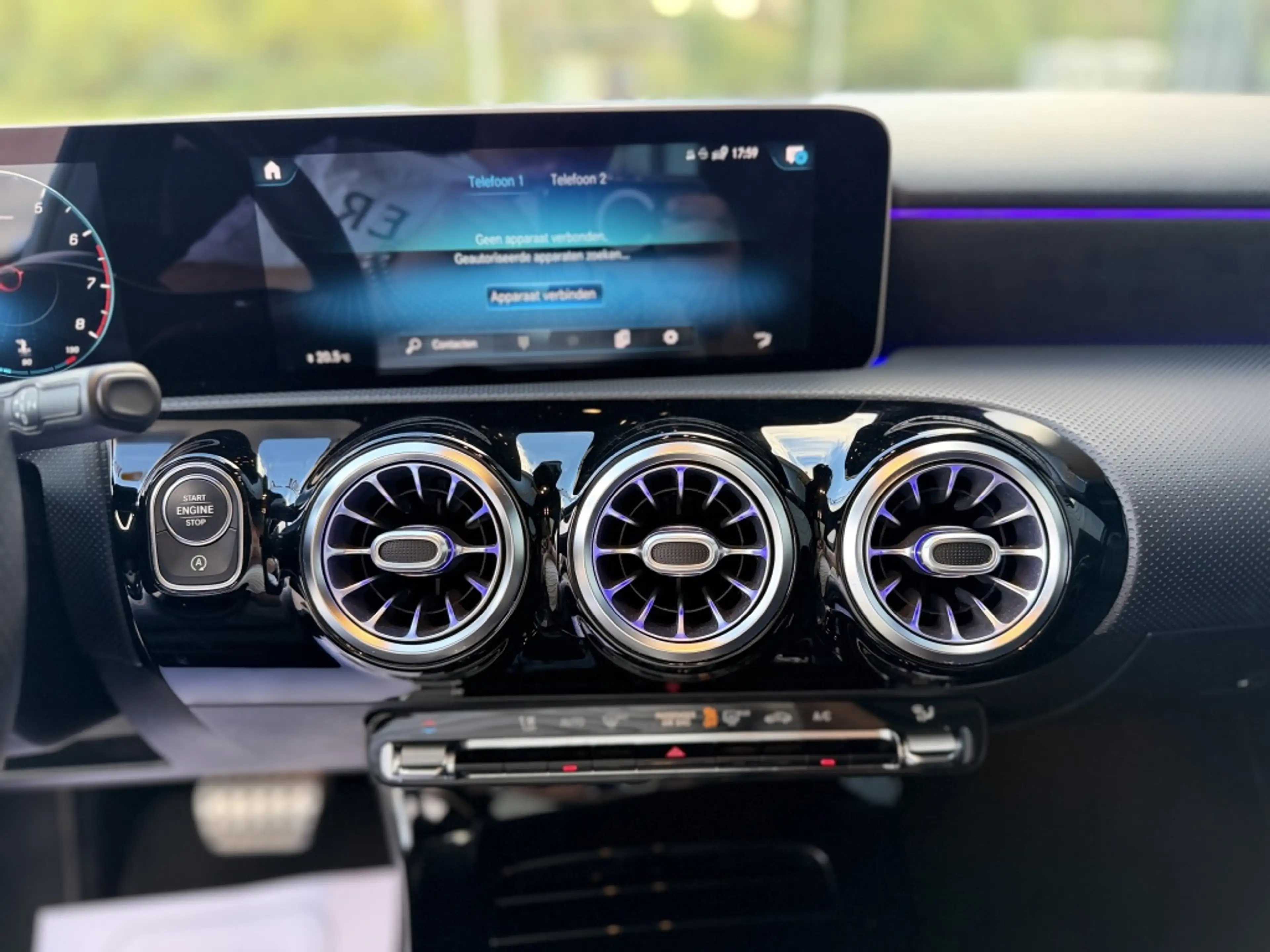Mercedes-Benz A 250 AMG Pano*Clima*Ambient TOPSTAAT ✅ — photo 13