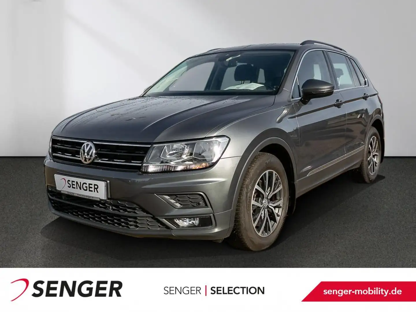 Volkswagen Tiguan 1.5 TSI Comfortline DSG PDC Klima Gris - 1