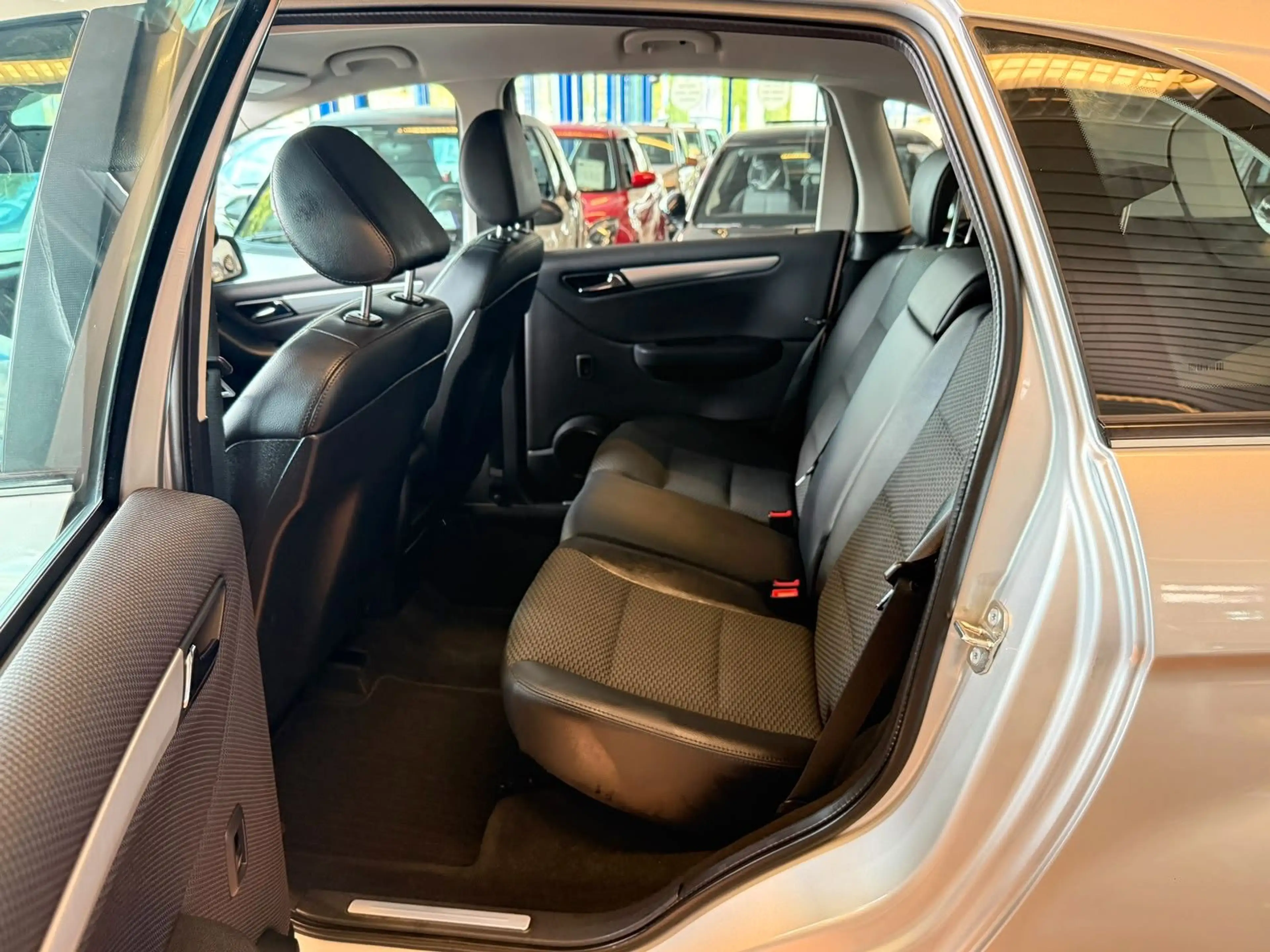 Mercedes-Benz B 160 Automatik / Klima / Tempomat — photo 10