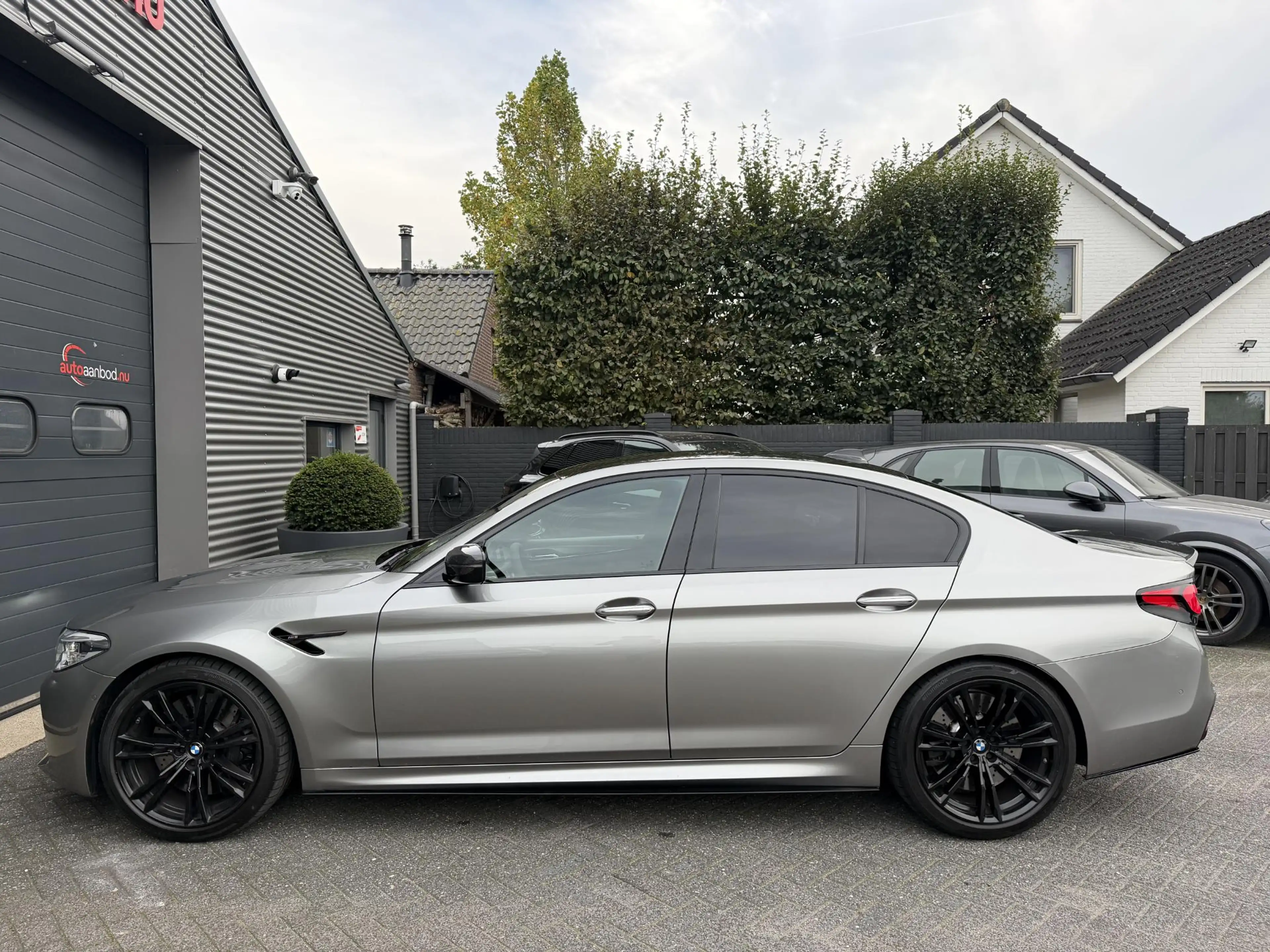 BMW M5 5-Serie | Carbon | Head-Up | Camera |  Softclose | — photo 7