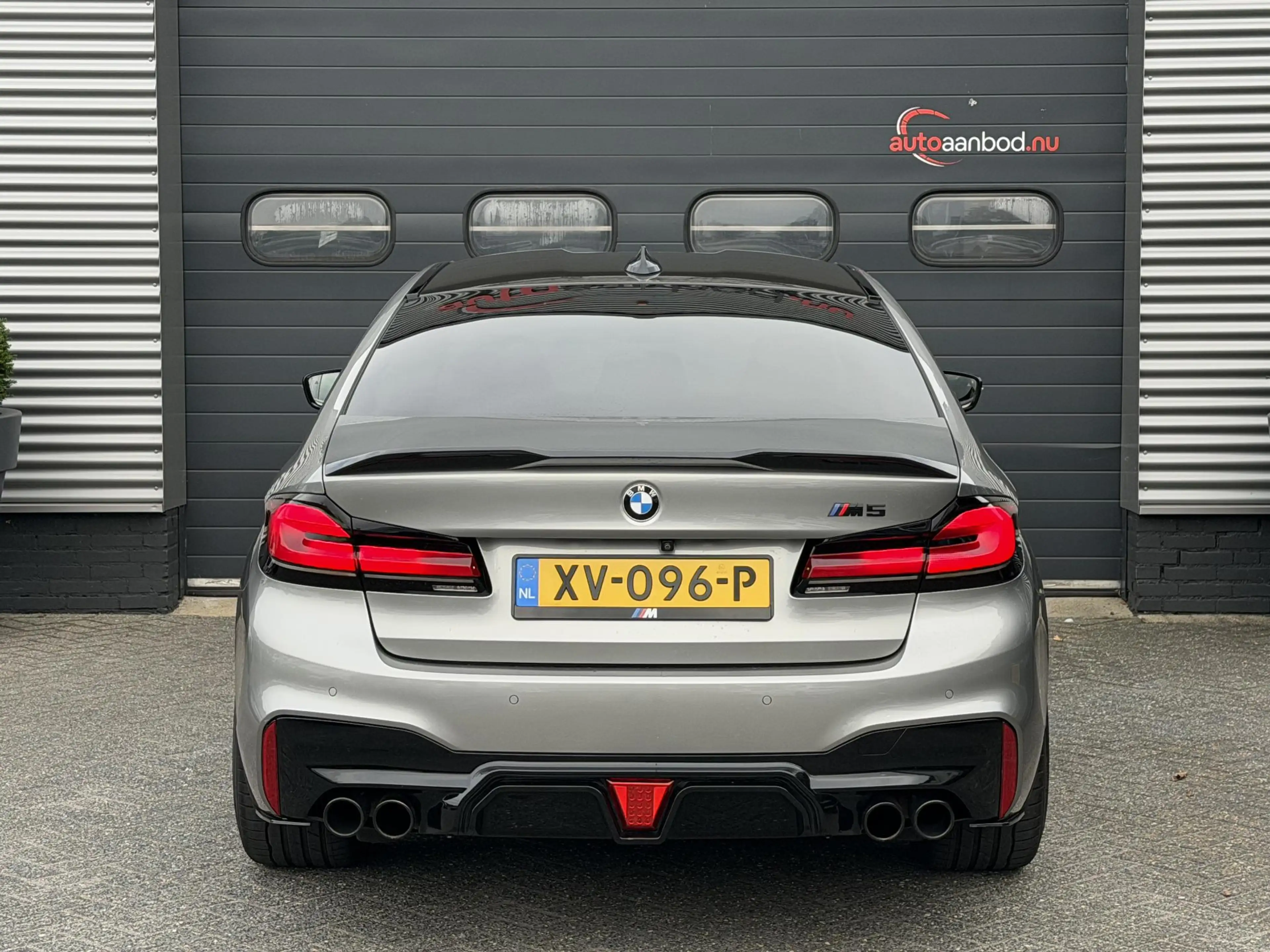 BMW M5 5-Serie | Carbon | Head-Up | Camera |  Softclose | — photo 6