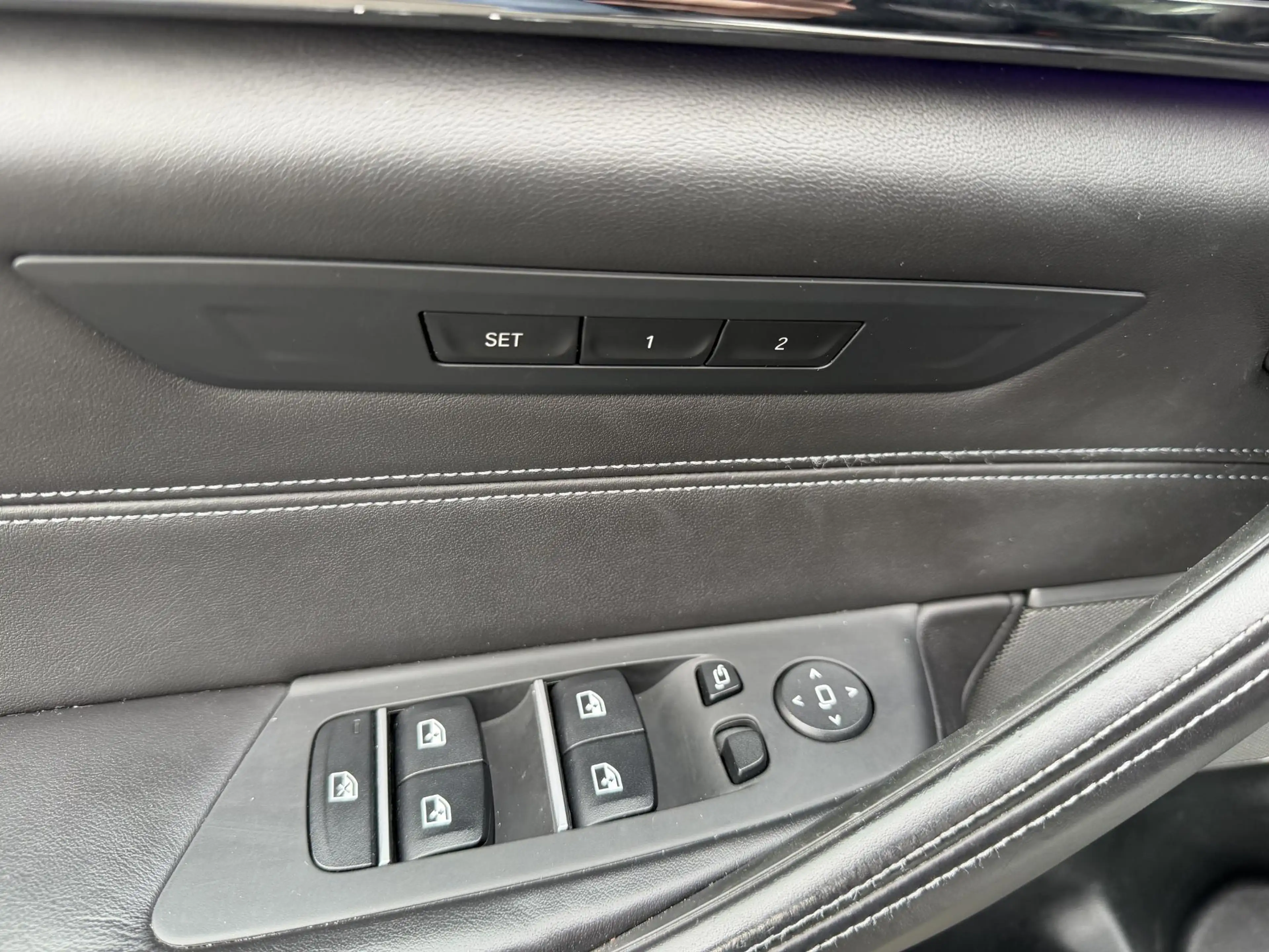 BMW M5 5-Serie | Carbon | Head-Up | Camera |  Softclose | — photo 16
