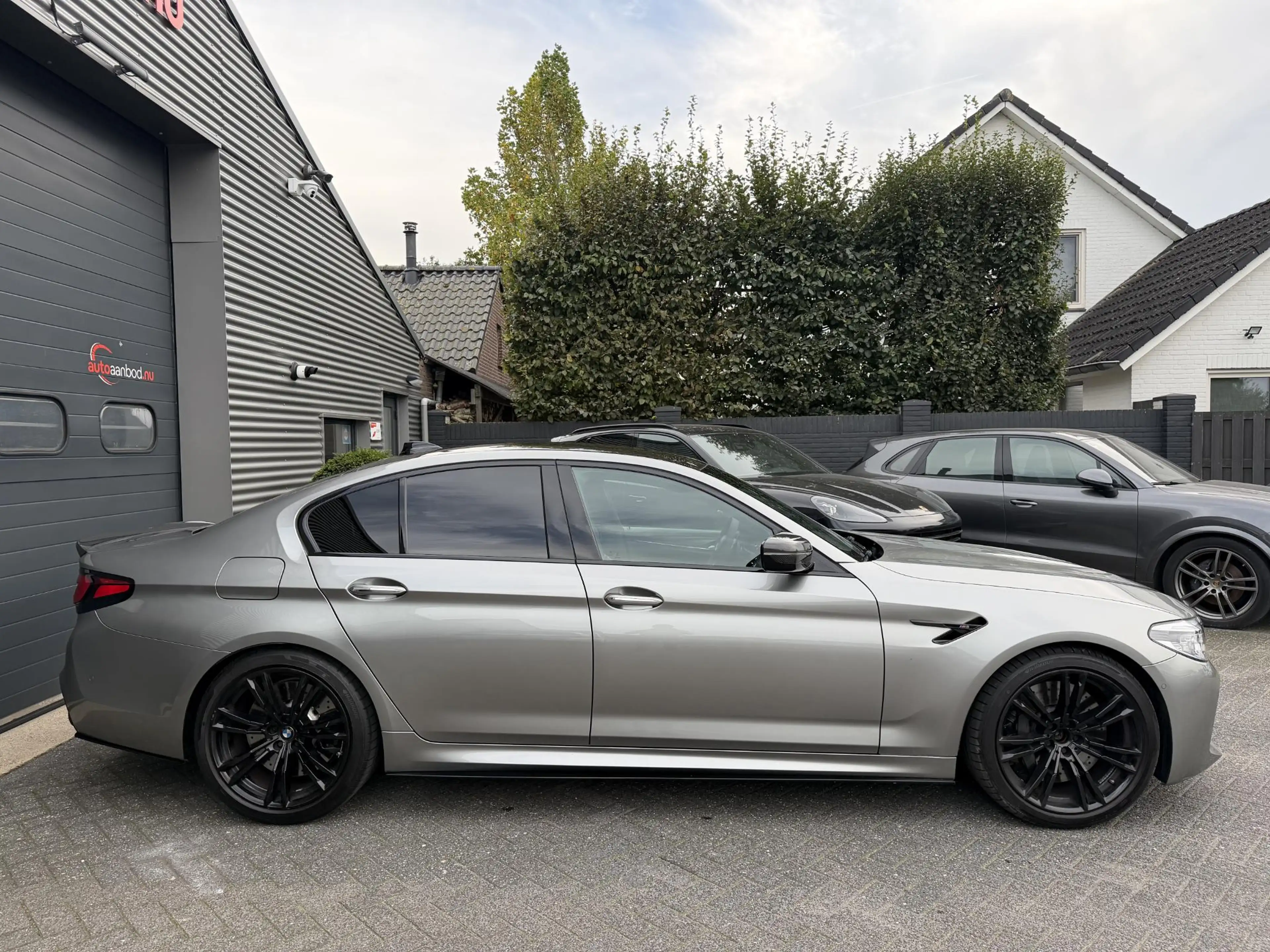 BMW M5 5-Serie | Carbon | Head-Up | Camera |  Softclose | — photo 4
