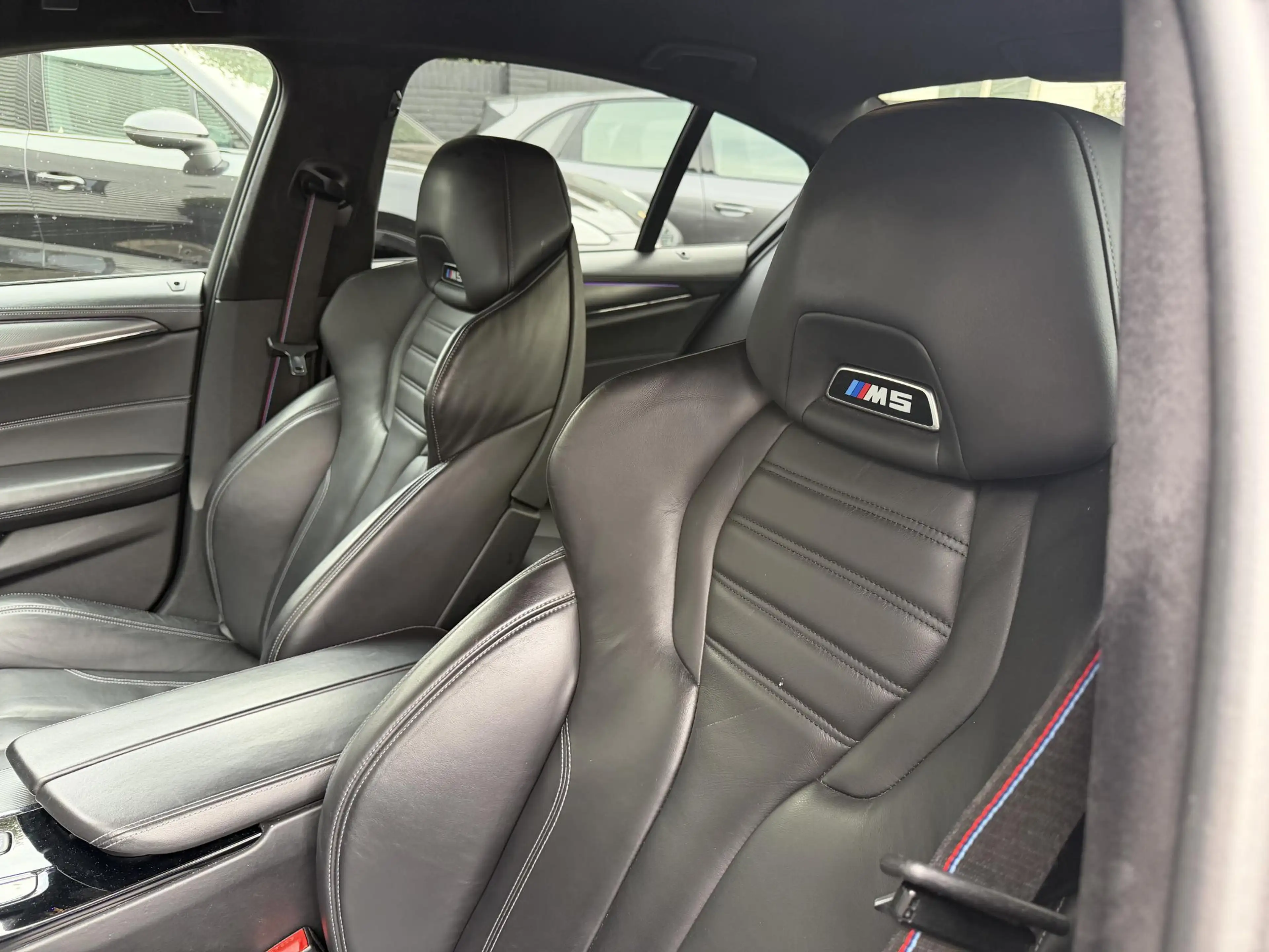 BMW M5 5-Serie | Carbon | Head-Up | Camera |  Softclose | — photo 18