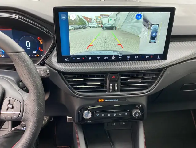 Ford Kuga view 8