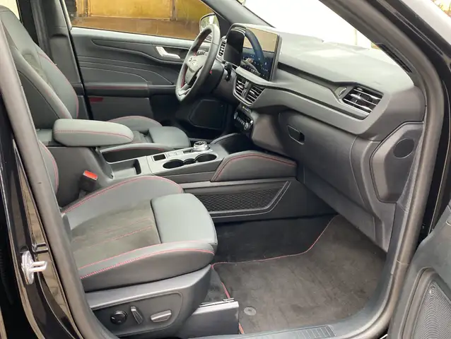 Ford Kuga view 18