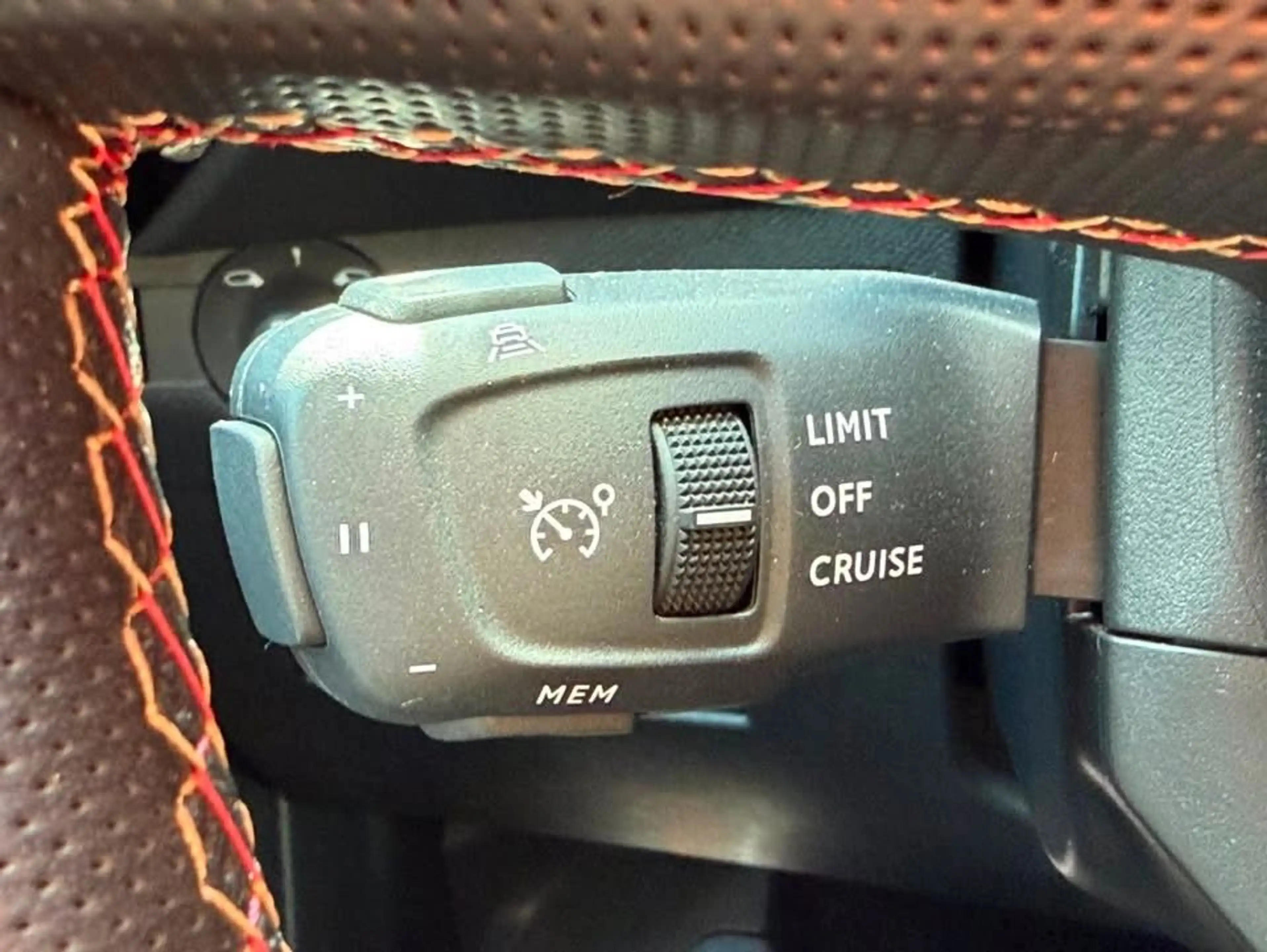 DS Automobiles DS 7 Crossback DS7 Performance Line+ BlueHDi 130PS AHK*FOCAL* — photo 15