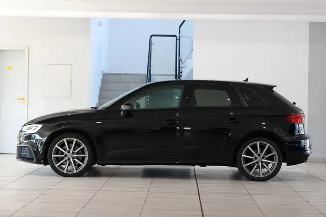 Audi A3 view 10