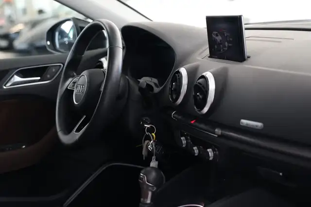 Audi A3 view 16