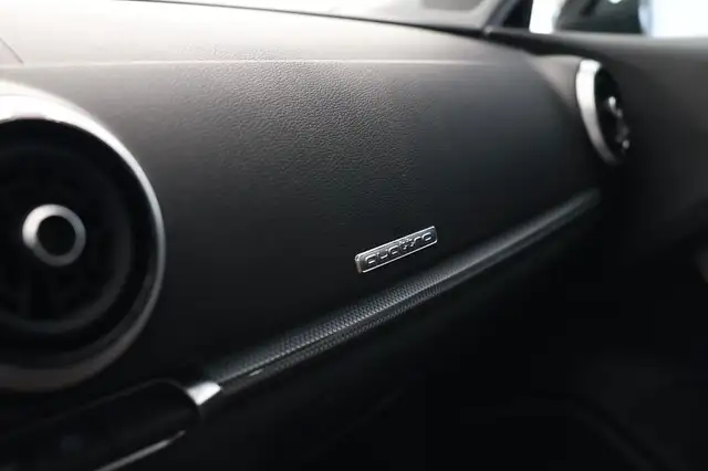 Audi A3 view 25