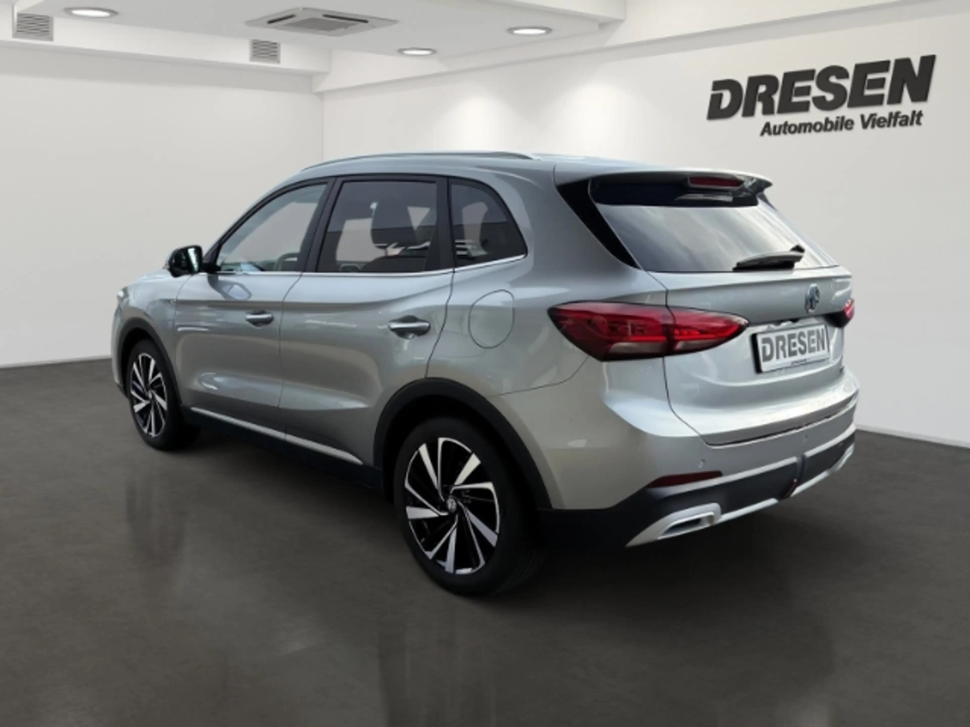 MG ZS 1.5 Hybrid Luxury Sitzheizung/360°/Fernlichtass./L — photo 5