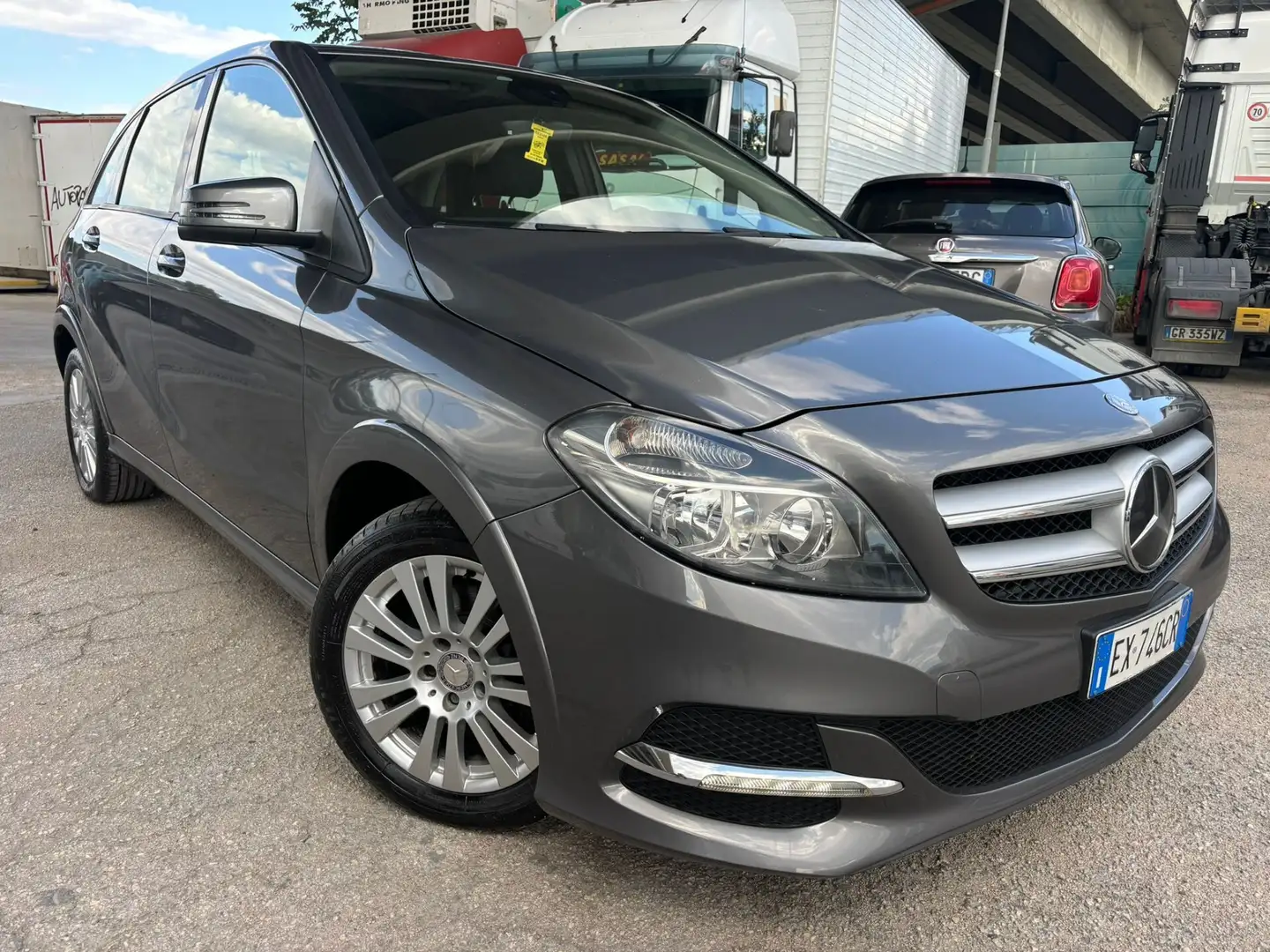 Mercedes-Benz B 200 B 200 NGD Premium Grijs - 2
