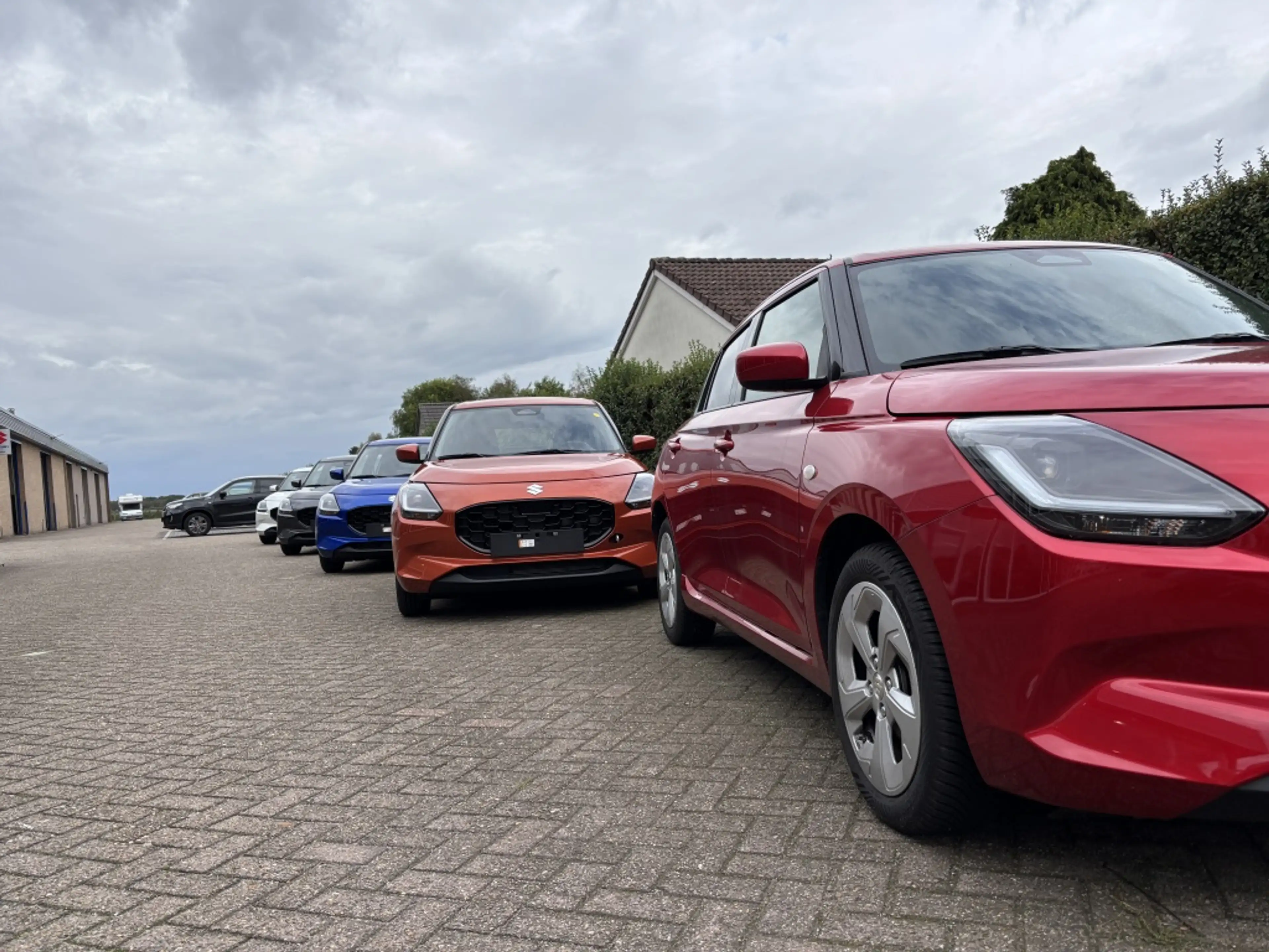 Suzuki Swift 1.2 Smart Hybrid Comfort — photo 3