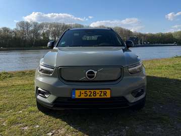XC40 Recharge P8 AWD RDes
