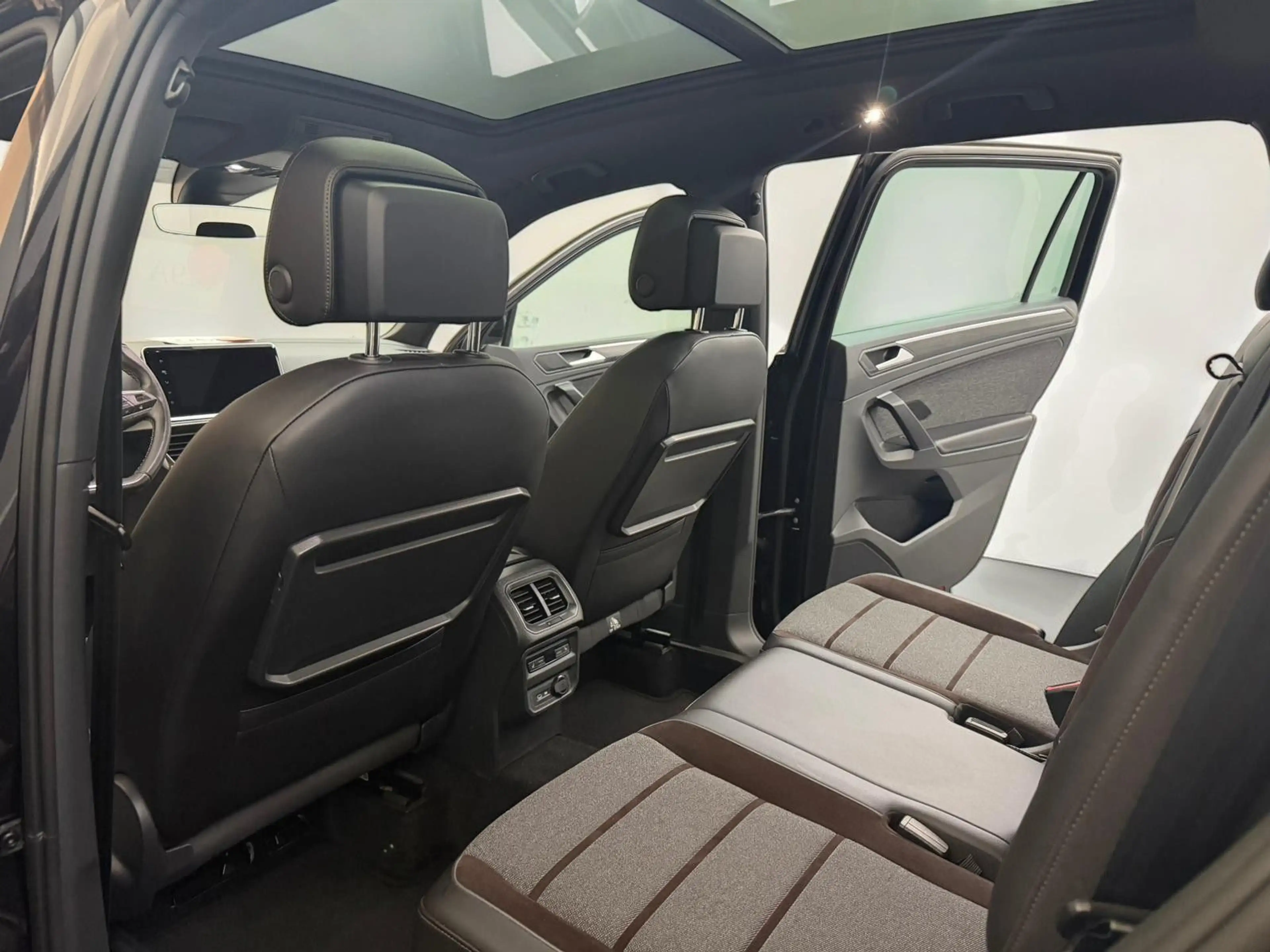 SEAT Tarraco Xcellence e-Hybrid PANO*DCC*ACC*360*AHK — photo 11